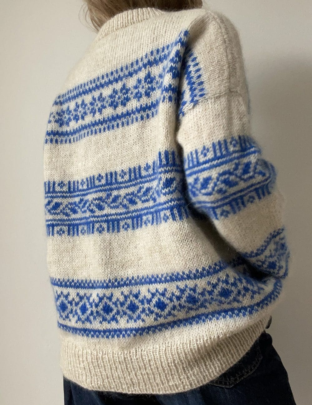 Porcelain-sweater-4-le-knit-lene-holme-samsoee-samsøe-strikkeopskrift-p